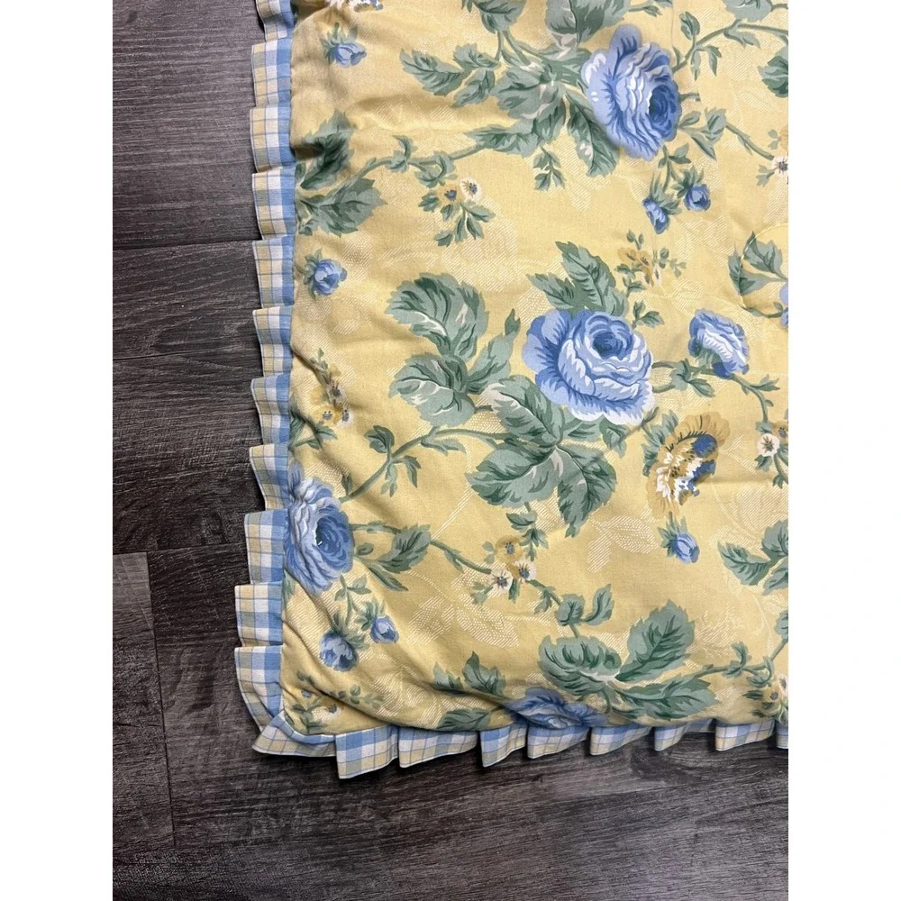 VTG Waverly Comforter Blanket Floral Reversible King Blue Yellow Gingham Ruffle